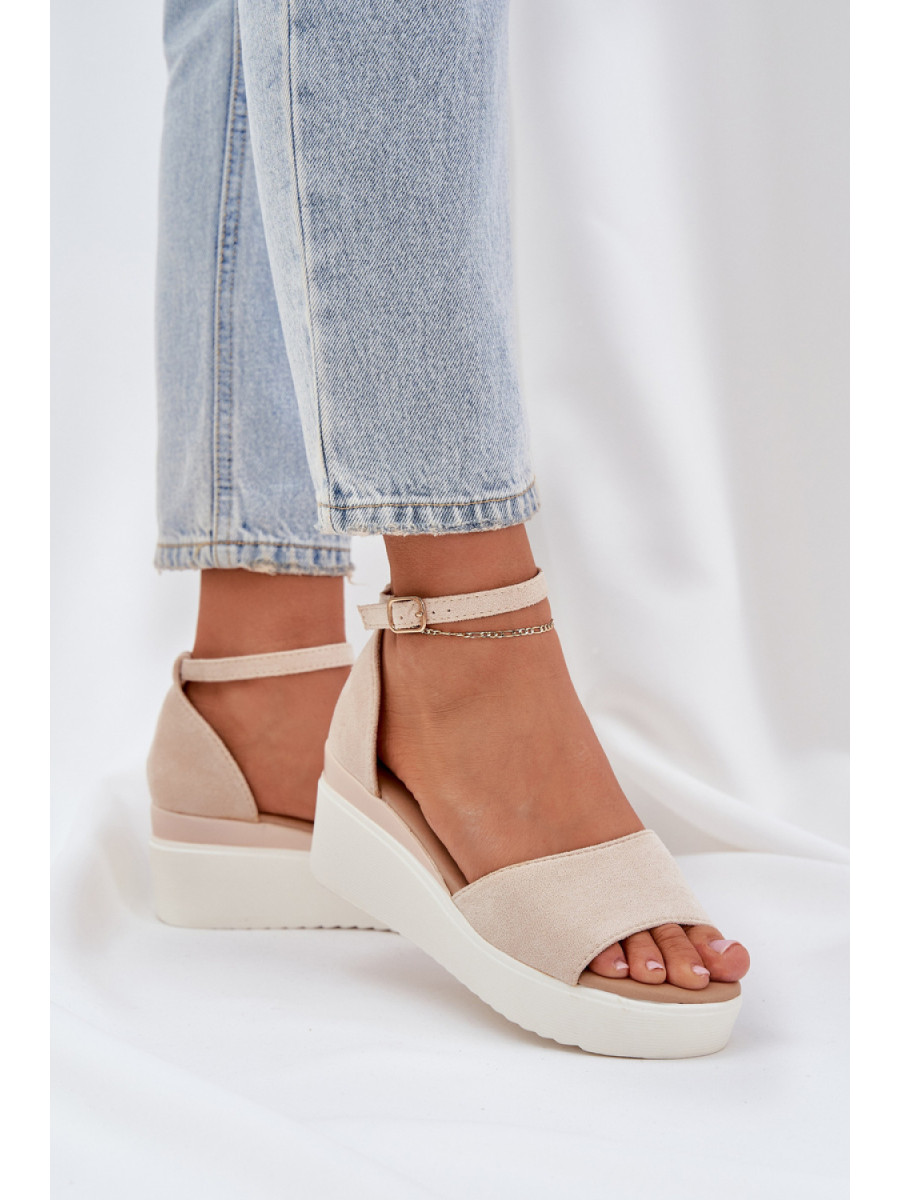 Cothurnes model 210147 Step in style