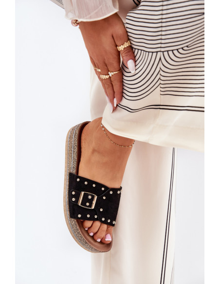 Clacquettes model 210753 Step in style