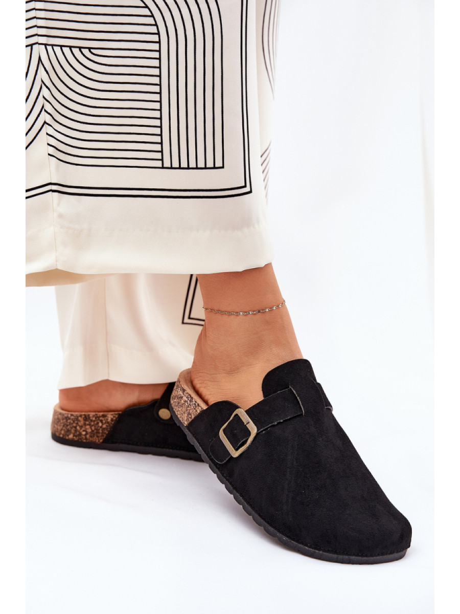 Clacquettes model 210769 Step in style