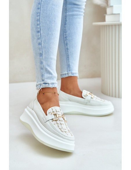 Moccasins model 201730 Step in style