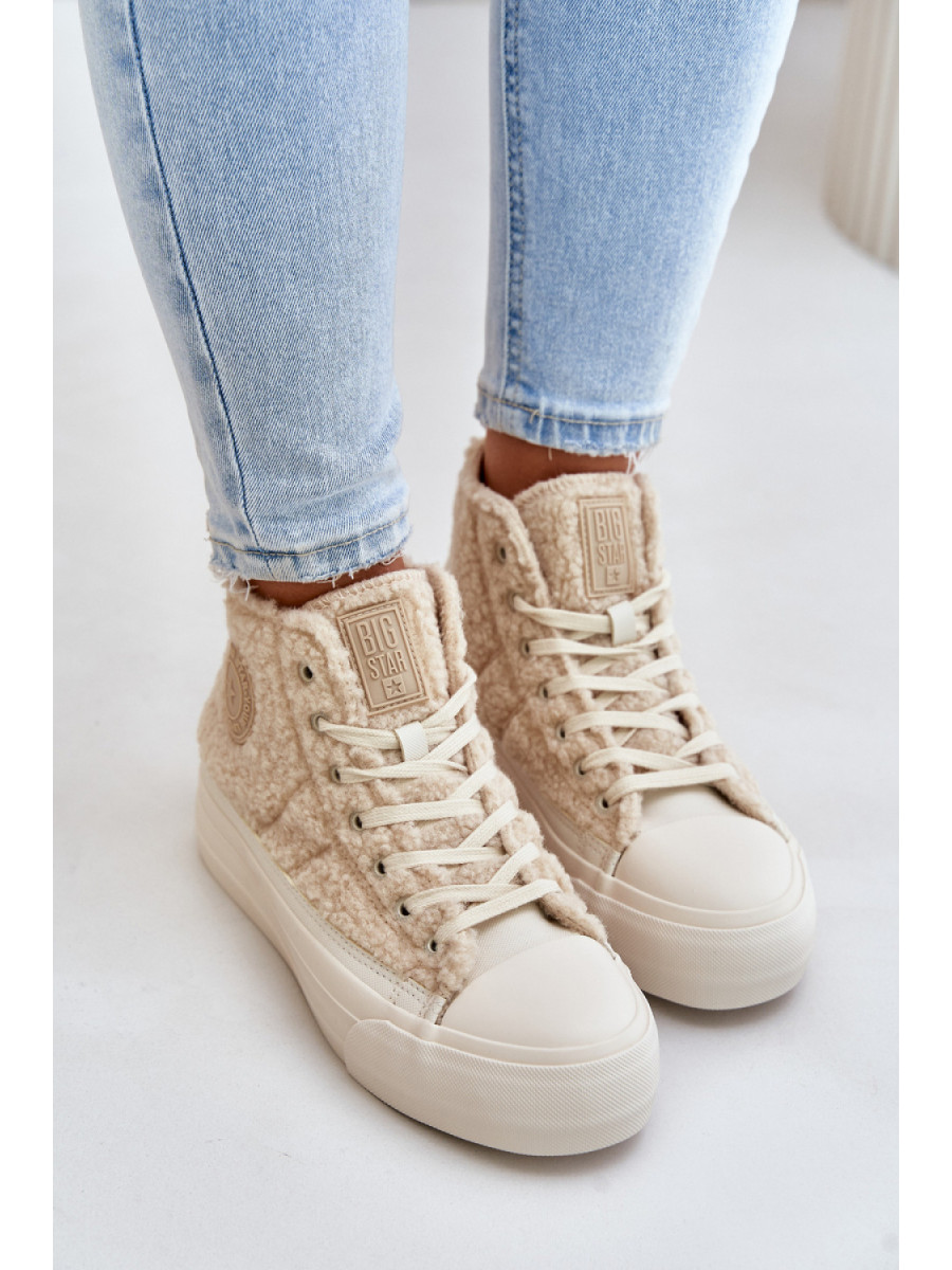 Baskets model 201922 Step in style