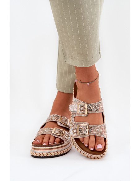 Clacquettes model 211715 Step in style
