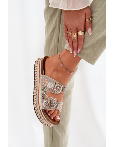 Clacquettes model 211715 Step in style
