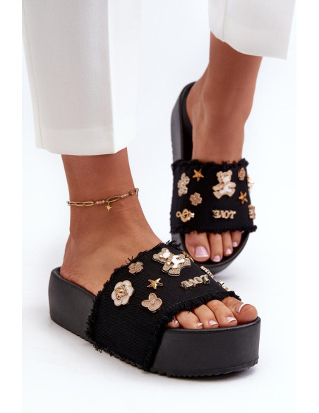 Clacquettes model 196952 Step in style