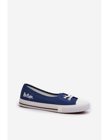 Baskets model 197886 Step in style