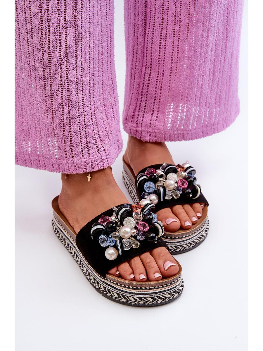 Clacquettes model 198144 Step in style