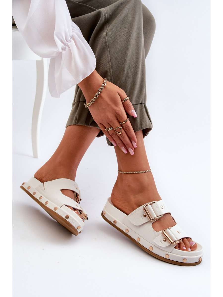 Clacquettes model 198774 Step in style