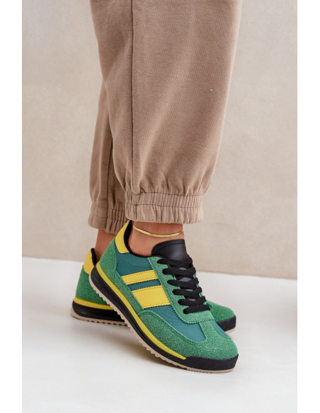 Baskets model 205945 Step in style