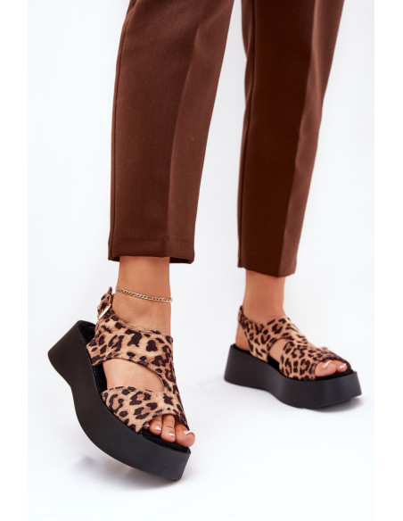 Cothurnes model 209901 Step in style