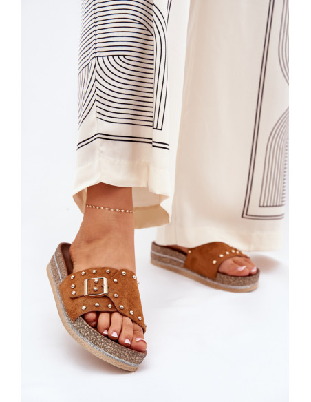 Clacquettes model 210754 Step in style
