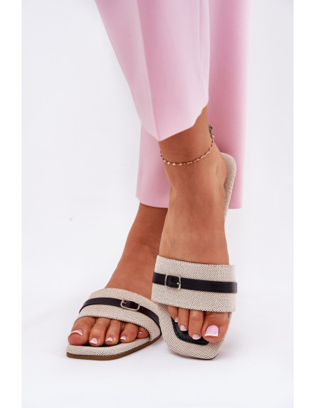 Clacquettes model 211700 Step in style