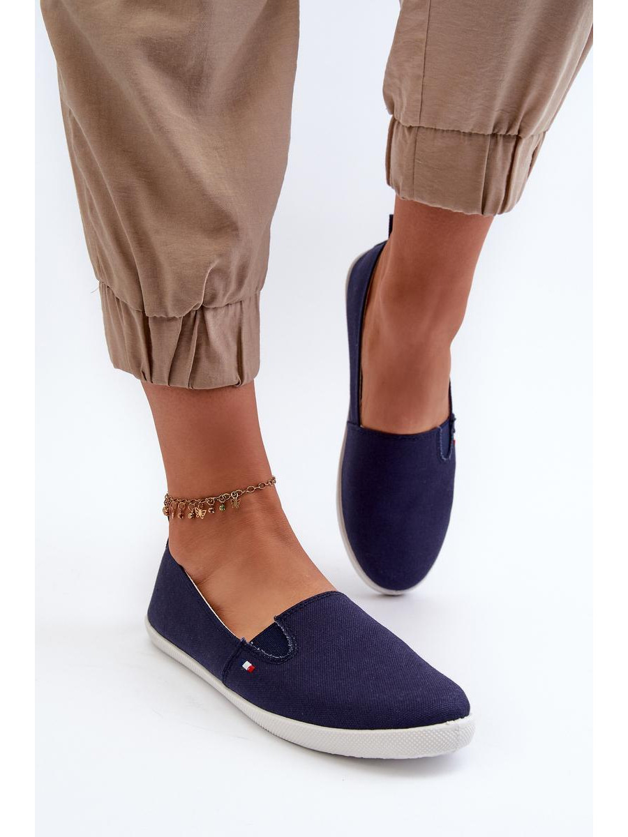 Baskets model 197887 Step in style