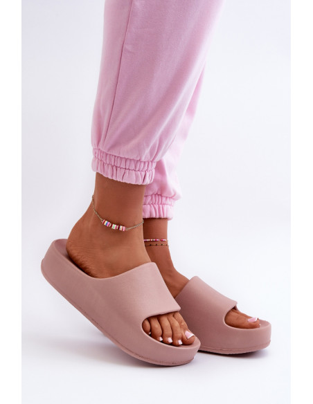 Clacquettes model 198287 Step in style