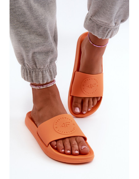 Clacquettes model 198605 Step in style