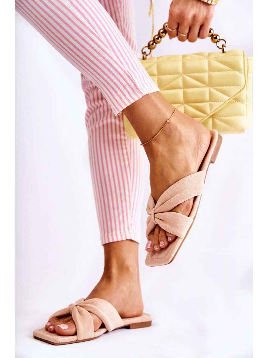 Clacquettes model 180991 Step in style