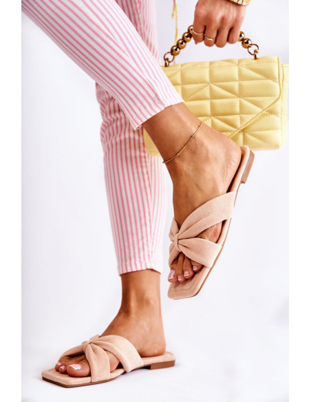 Clacquettes model 180991 Step in style