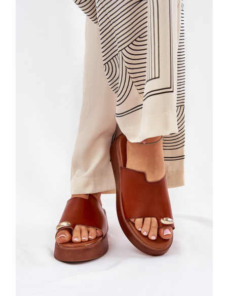 Clacquettes model 209950 Step in style