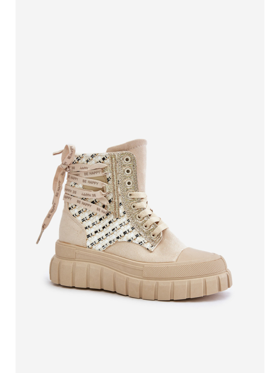 Baskets model 201925 Step in style