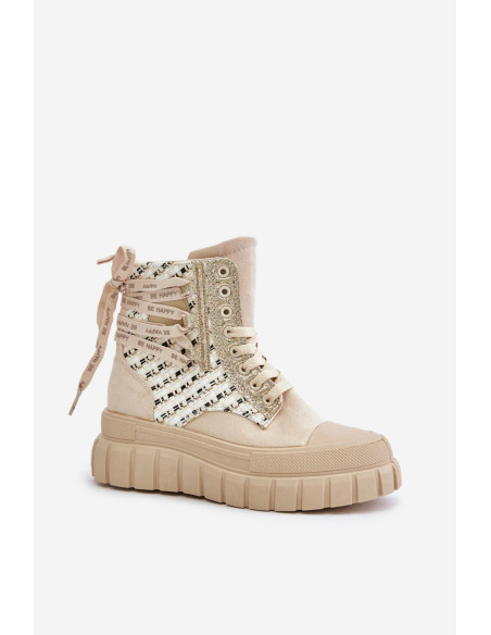 Baskets model 201925 Step in style