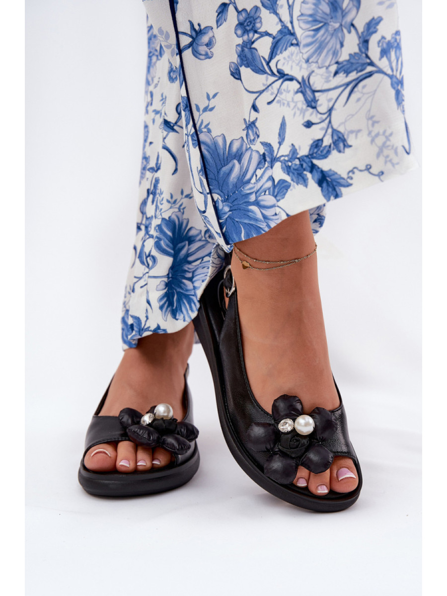 Cothurnes model 211359 Step in style