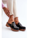 Clacquettes model 194962 Step in style