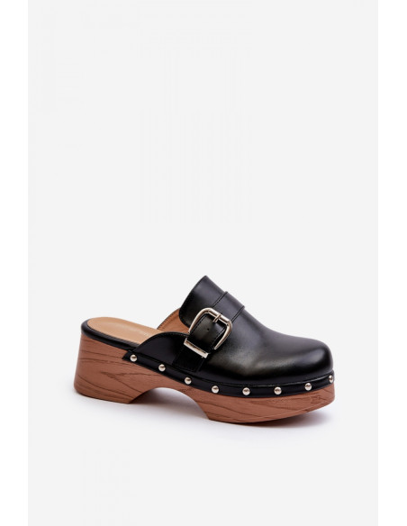 Clacquettes model 194962 Step in style