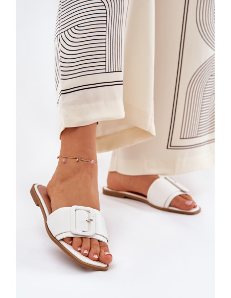 Clacquettes model 211701 Step in style