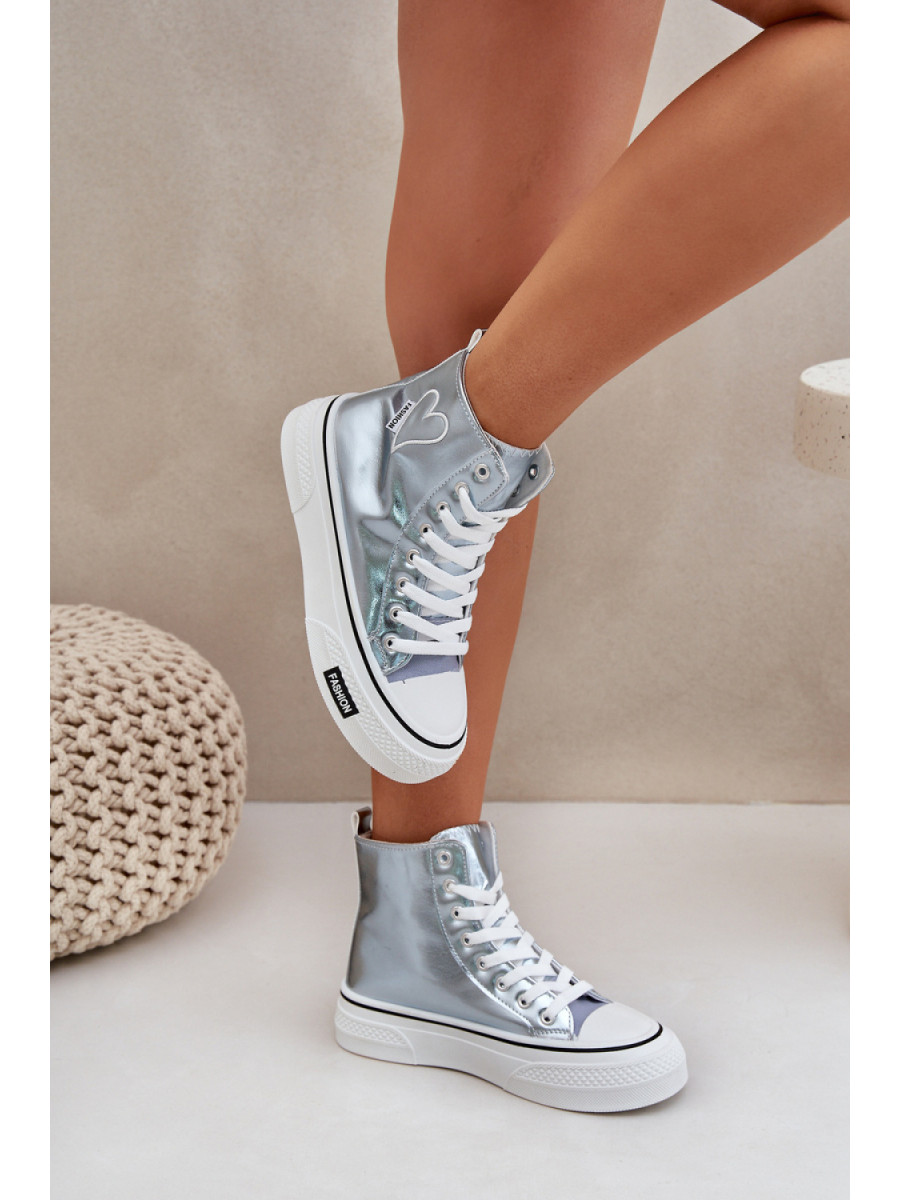 Baskets model 208353 Step in style