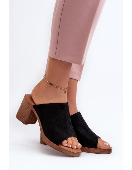 Clacquettes model 196661 Step in style