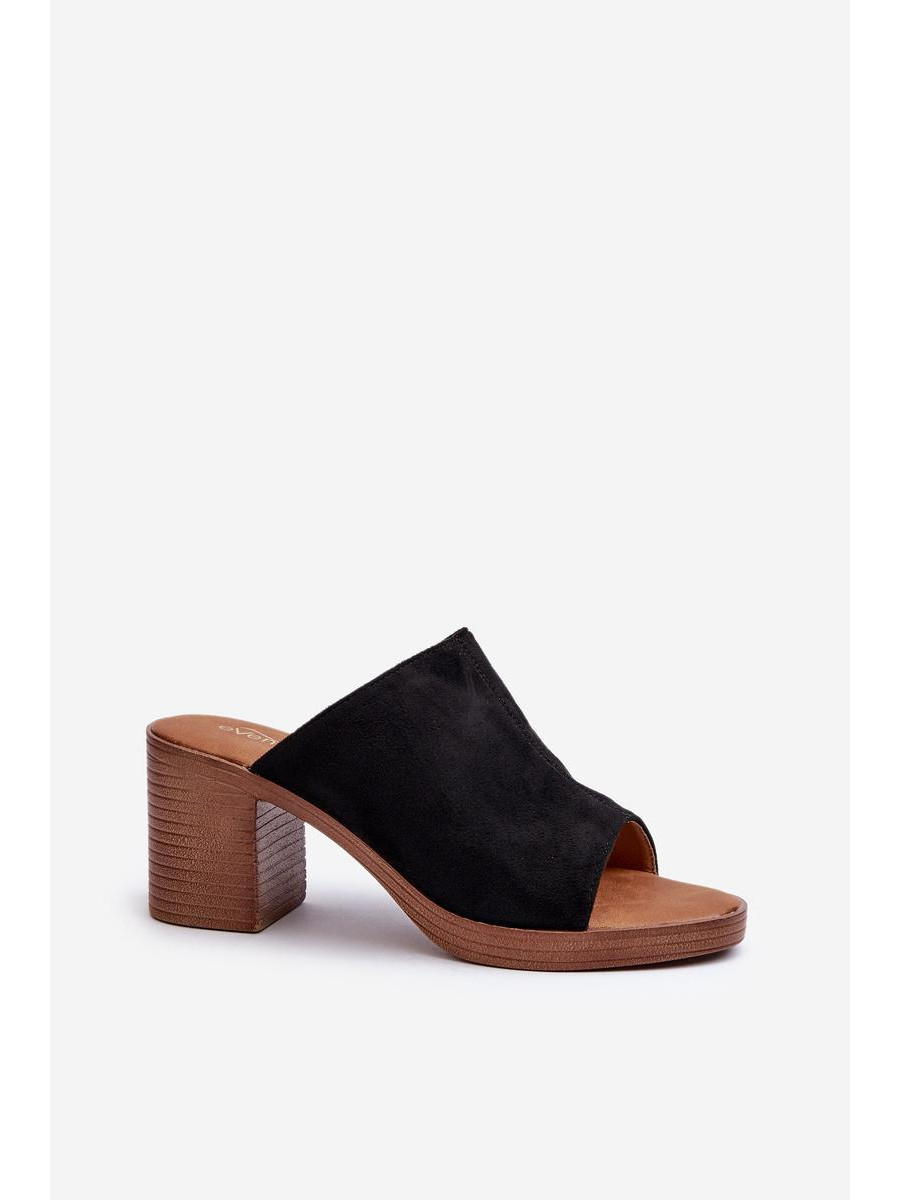 Clacquettes model 196661 Step in style