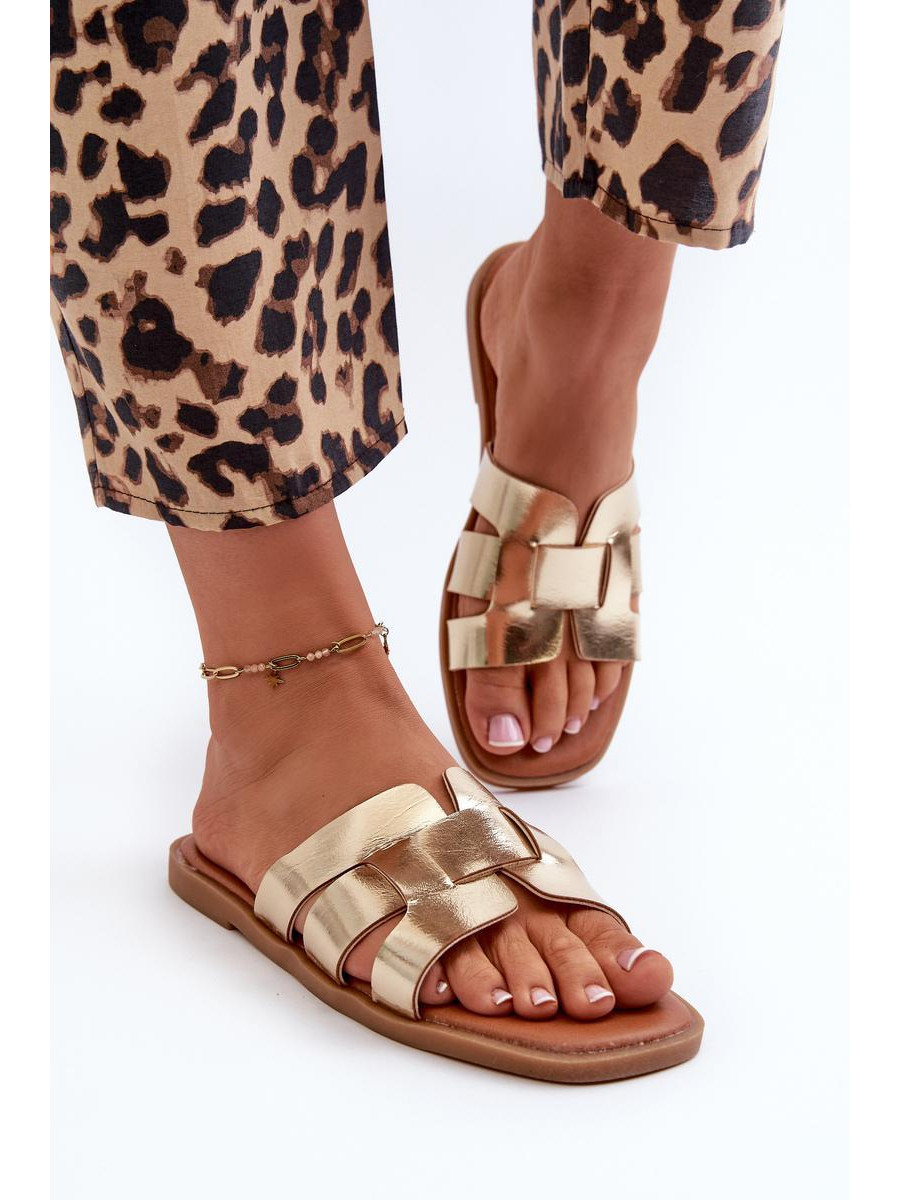 Clacquettes model 198181 Step in style