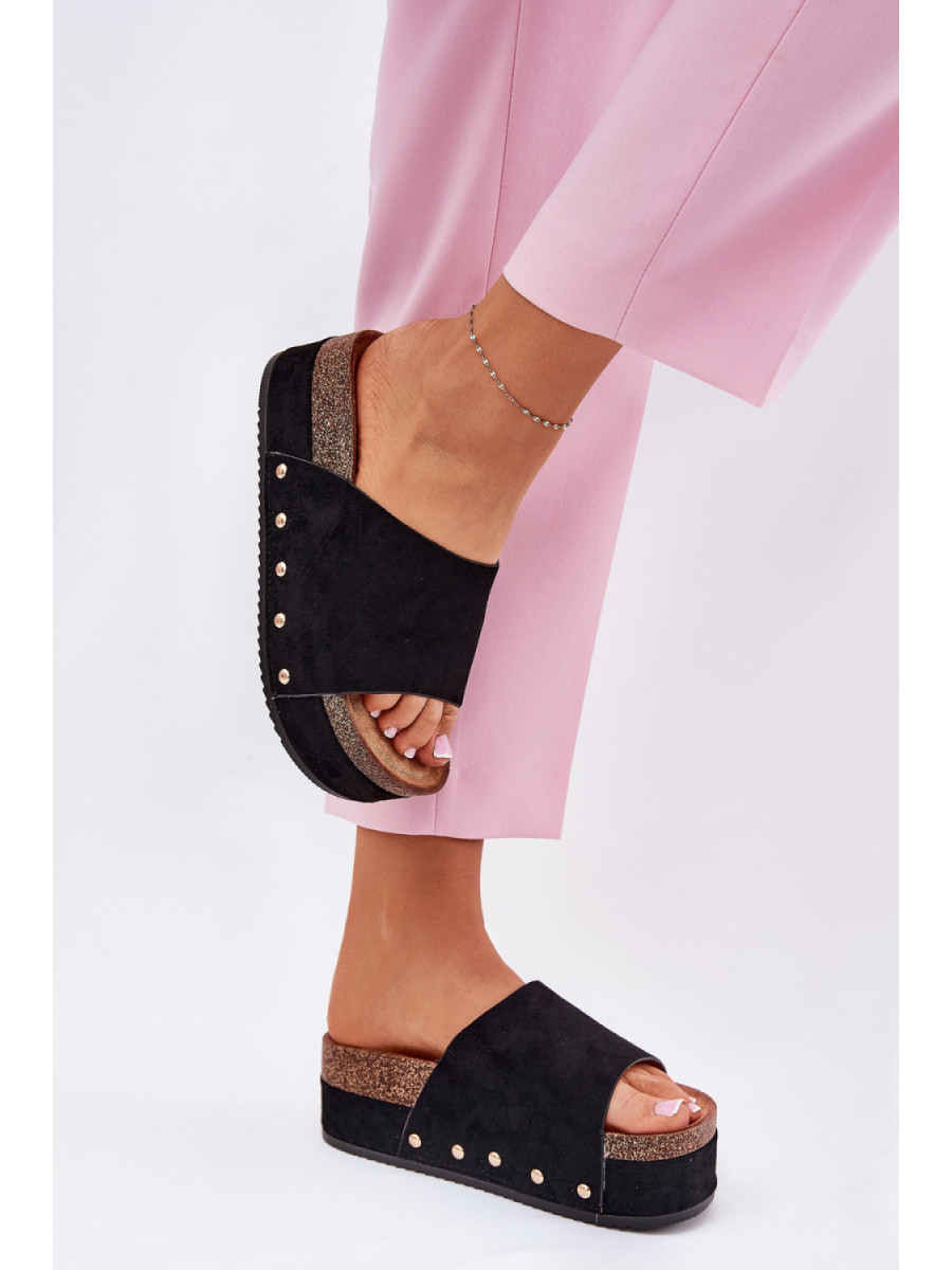 Clacquettes model 210773 Step in style