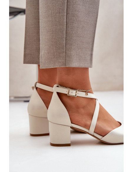 Escarpins talon large model 206811 Step in style