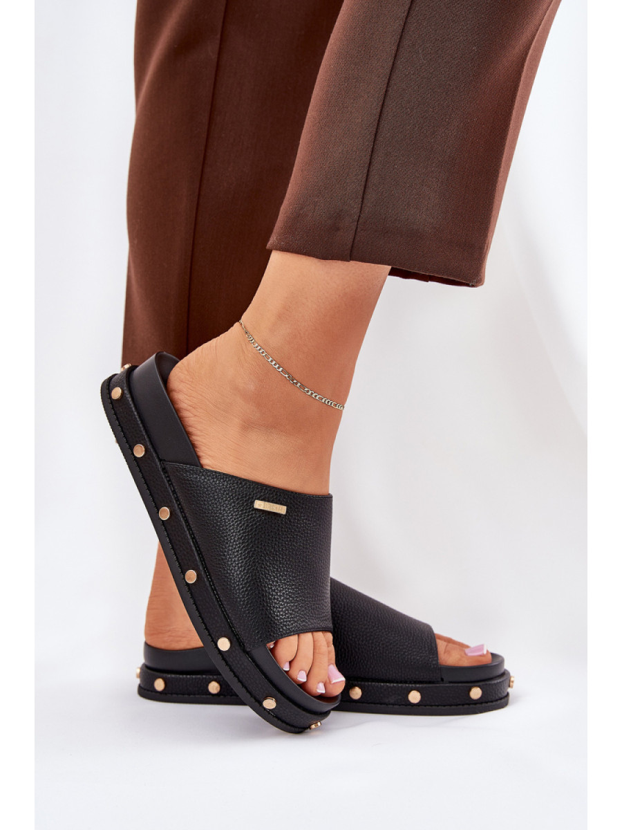 Clacquettes model 211686 Step in style