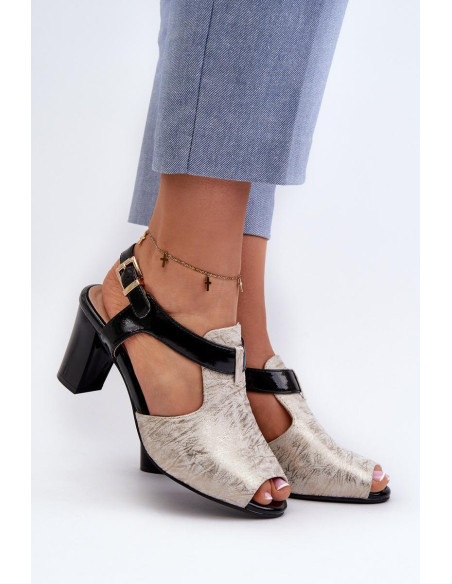 Clacquettes model 196230 Step in style