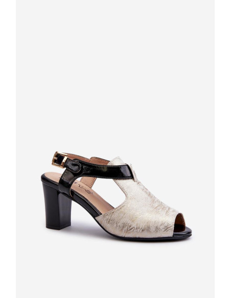 Clacquettes model 196230 Step in style