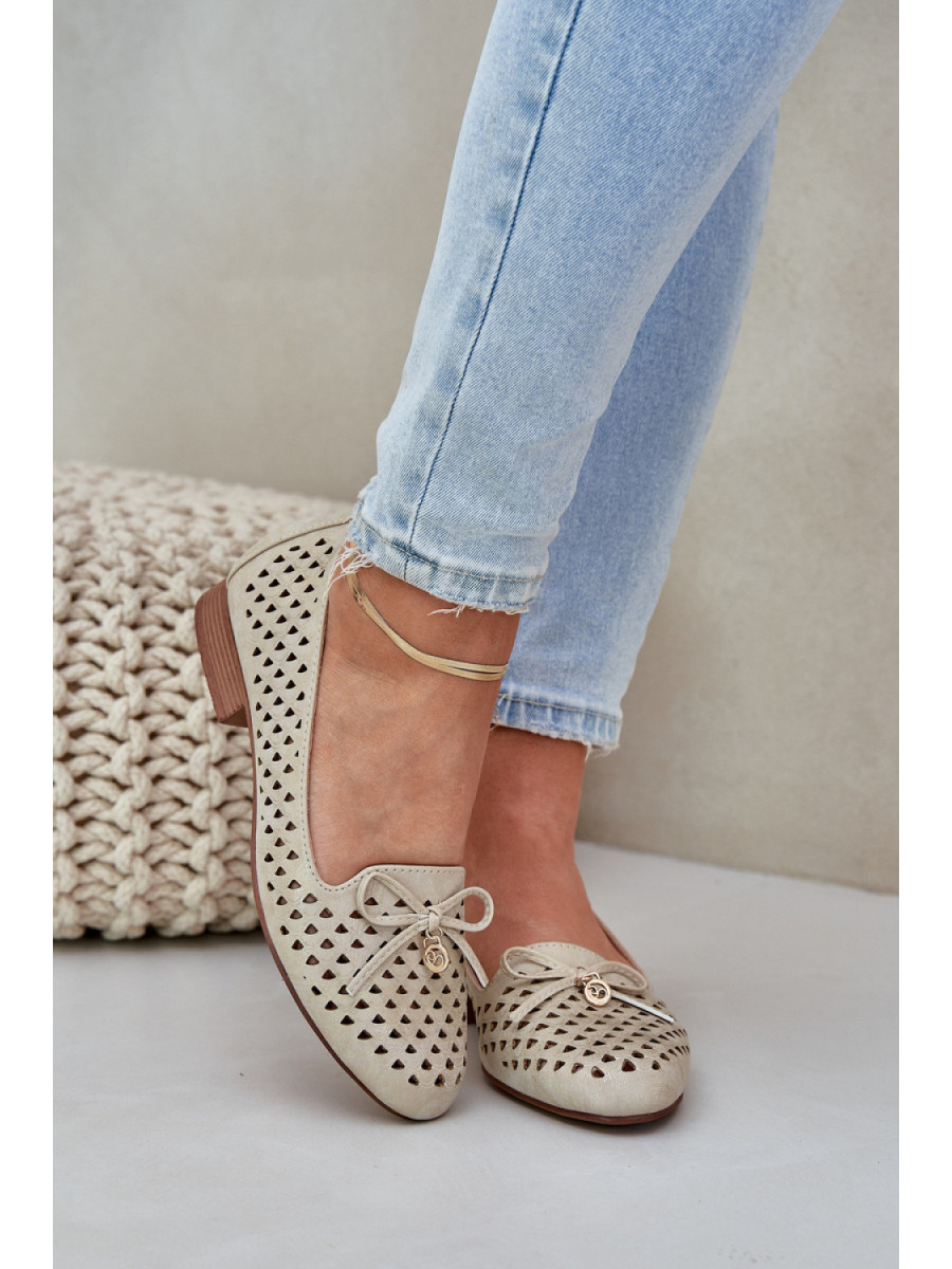 Ballerine model 208450 Step in style