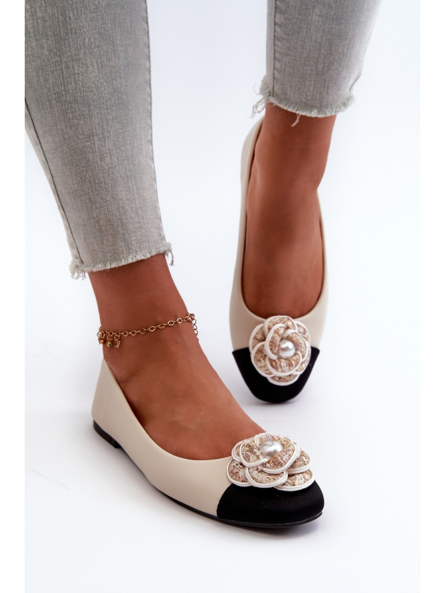 Ballerine model 198577 Step in style