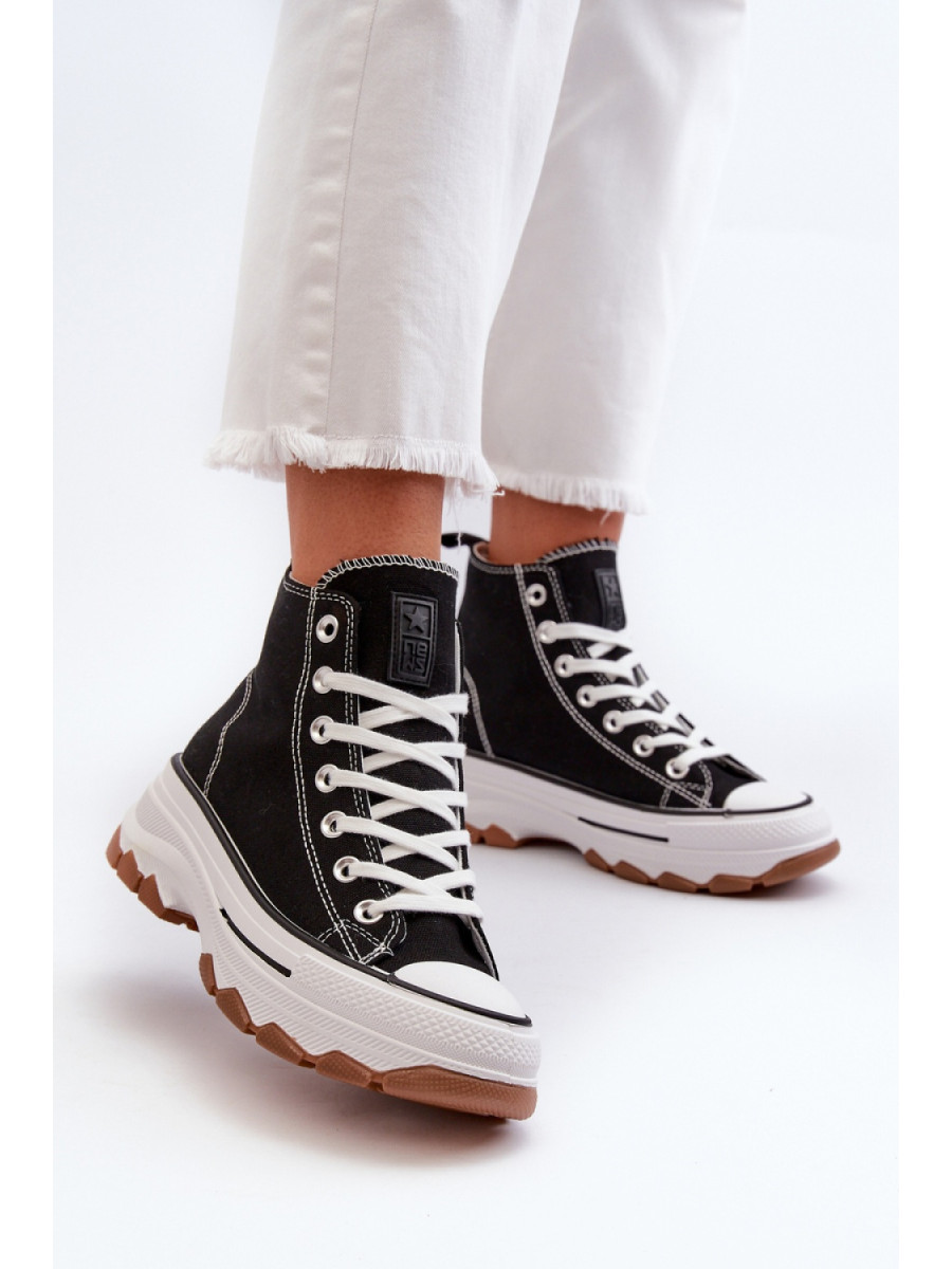 Baskets model 198690 Step in style