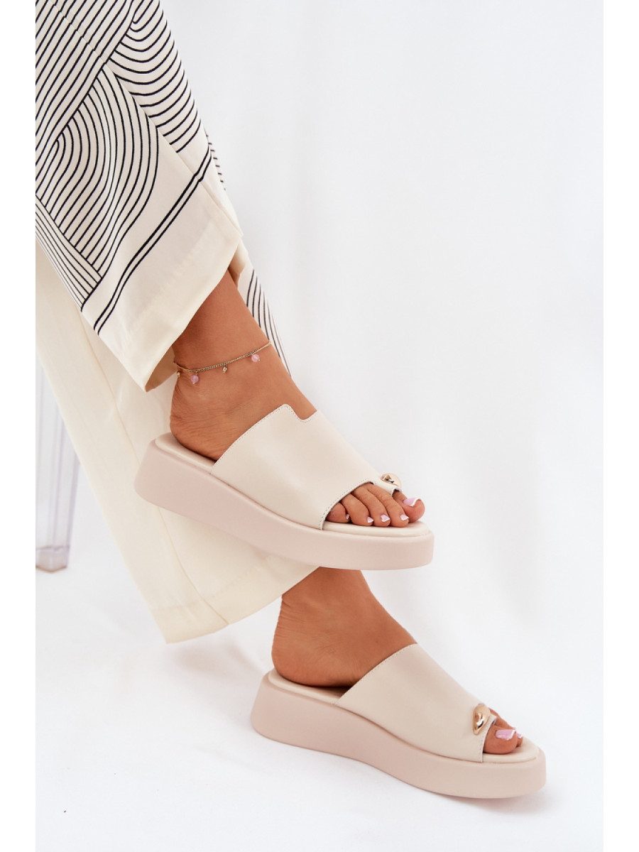 Clacquettes model 209952 Step in style