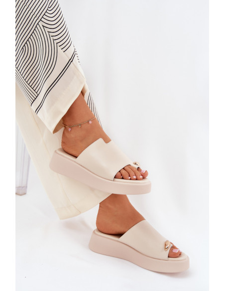 Clacquettes model 209952 Step in style