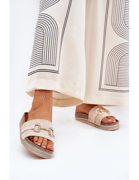 Clacquettes model 210757 Step in style