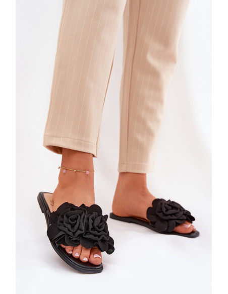 Clacquettes model 210790 Step in style