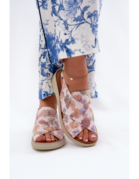 Cothurnes model 211361 Step in style