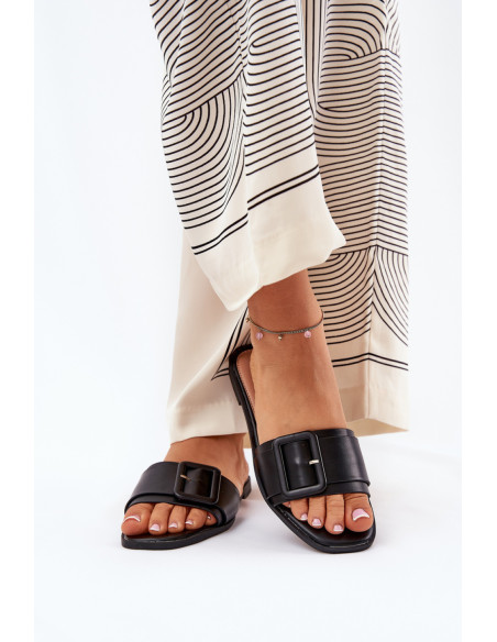 Clacquettes model 211703 Step in style