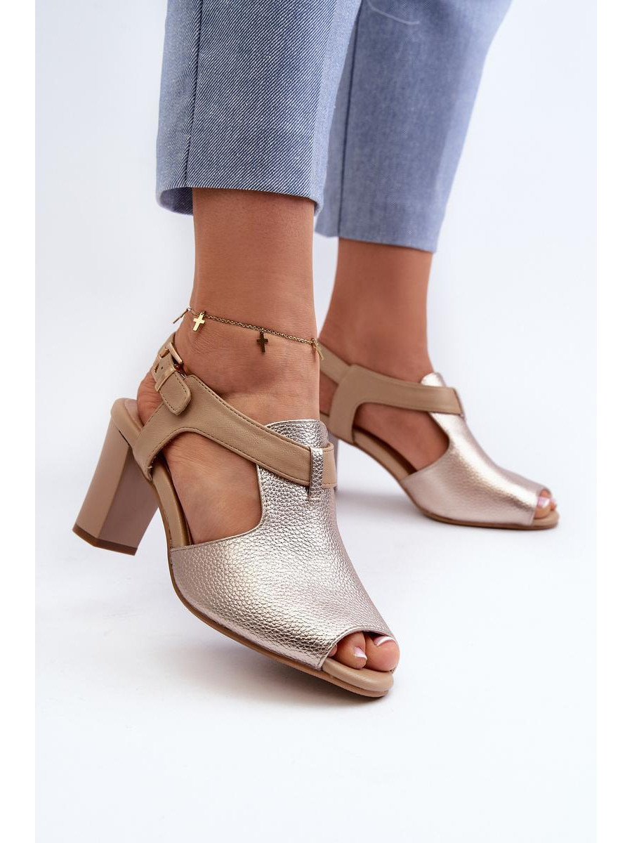Clacquettes model 196231 Step in style