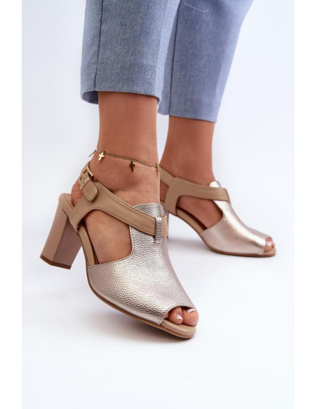 Clacquettes model 196231 Step in style