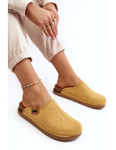 Pantoufles model 188668 Step in style