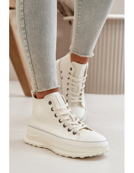 Baskets model 199904 Step in style