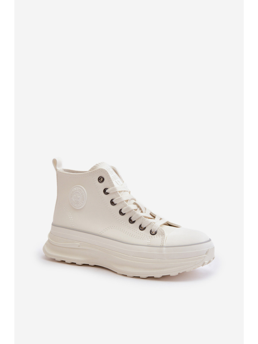 Baskets model 199904 Step in style